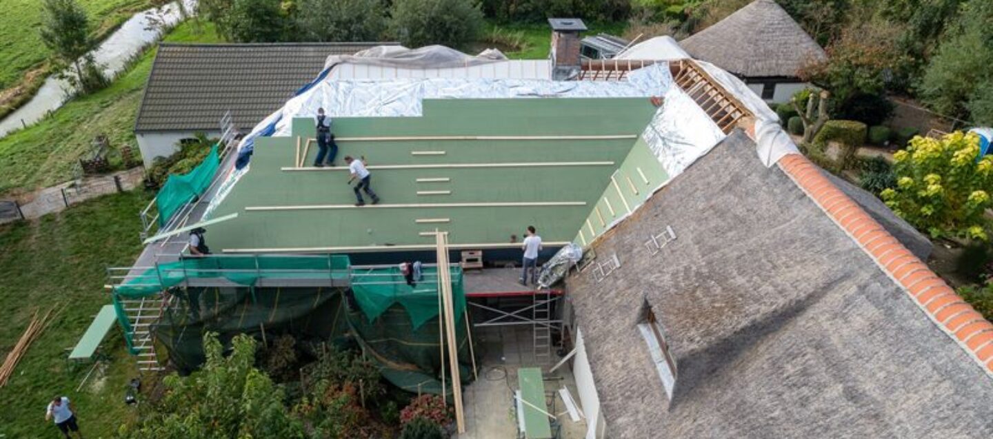 SuperFOIL | Rieten dak isolatie in Bodegraven