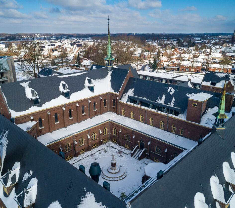 SuperFOIL | Renovatie monumentaal klooster