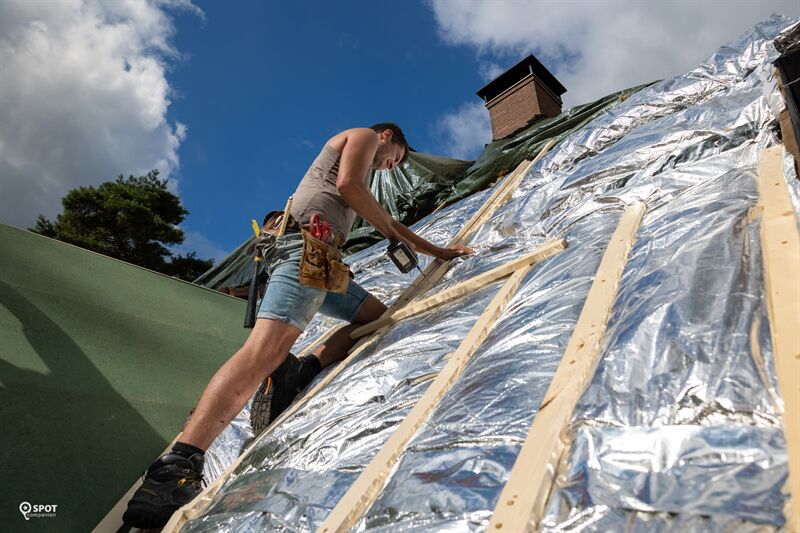 SuperFOIL | Duurzame Isolatiefolie | Rieten dak isolatie