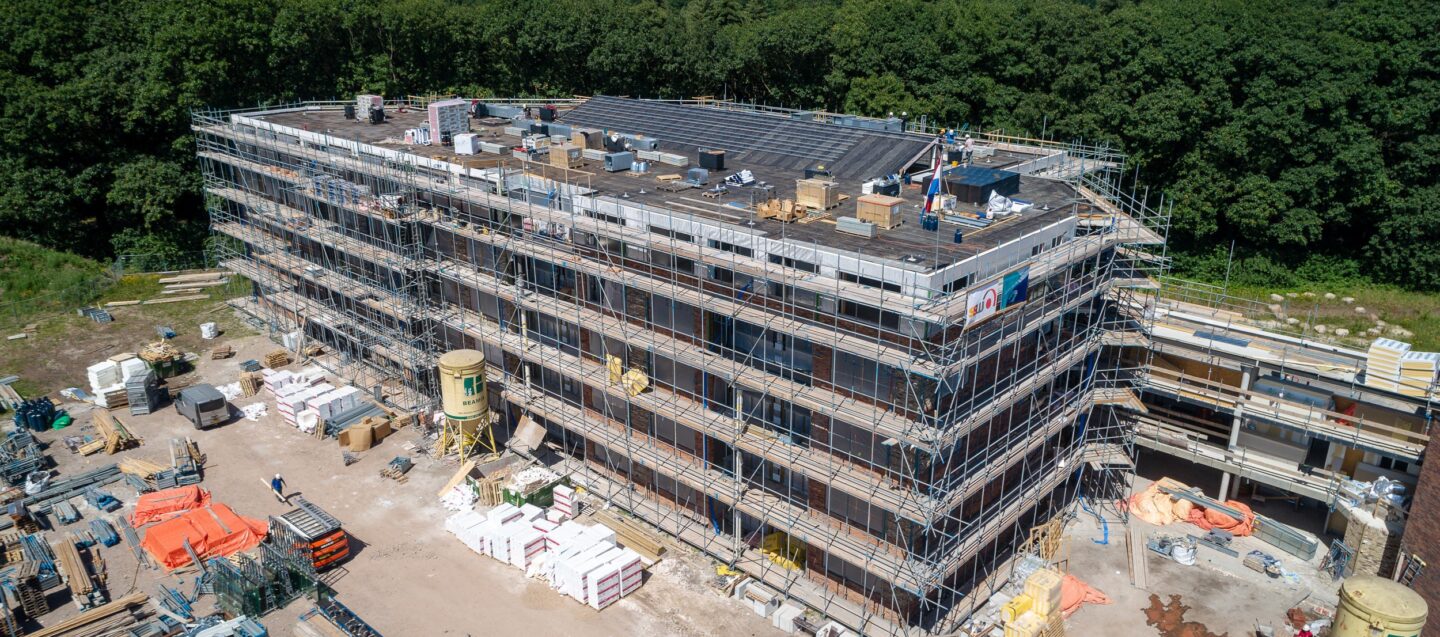 SuperFOIL | In Bilthoven zijn 99 sociale huur woon-units met isolatiefolie SF19+ toegepast