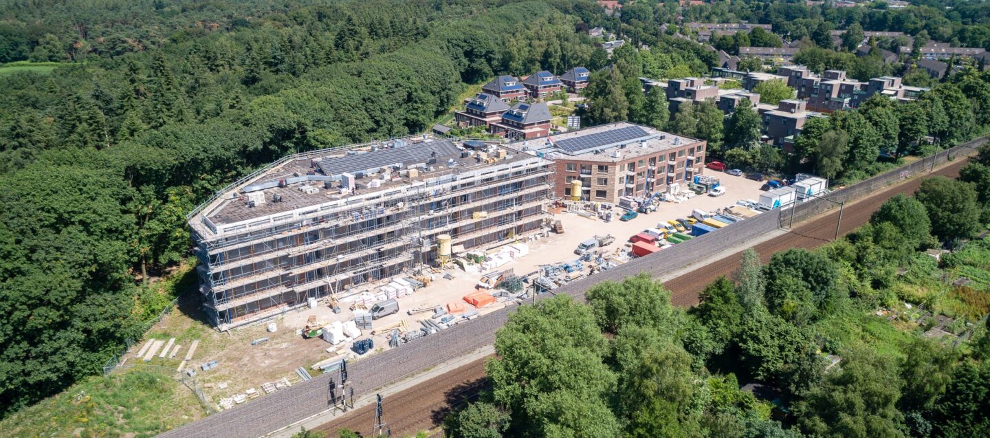 SuperFOIL | In Bilthoven zijn 99 sociale huur woon-units met isolatiefolie SF19+ toegepast